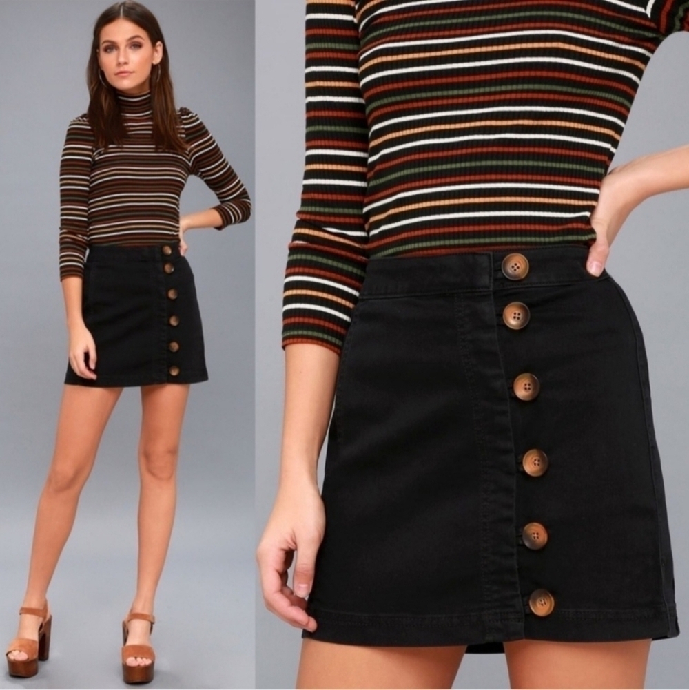 Free People Little Daisies Side Button Up Mini Skirt Black Women's Size 4 EUC